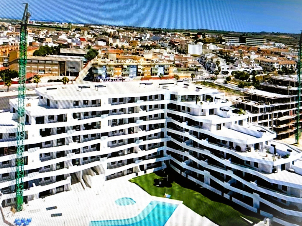 3 Bedroom 2 Bathroom Penthouse in San Miguel de Salinas