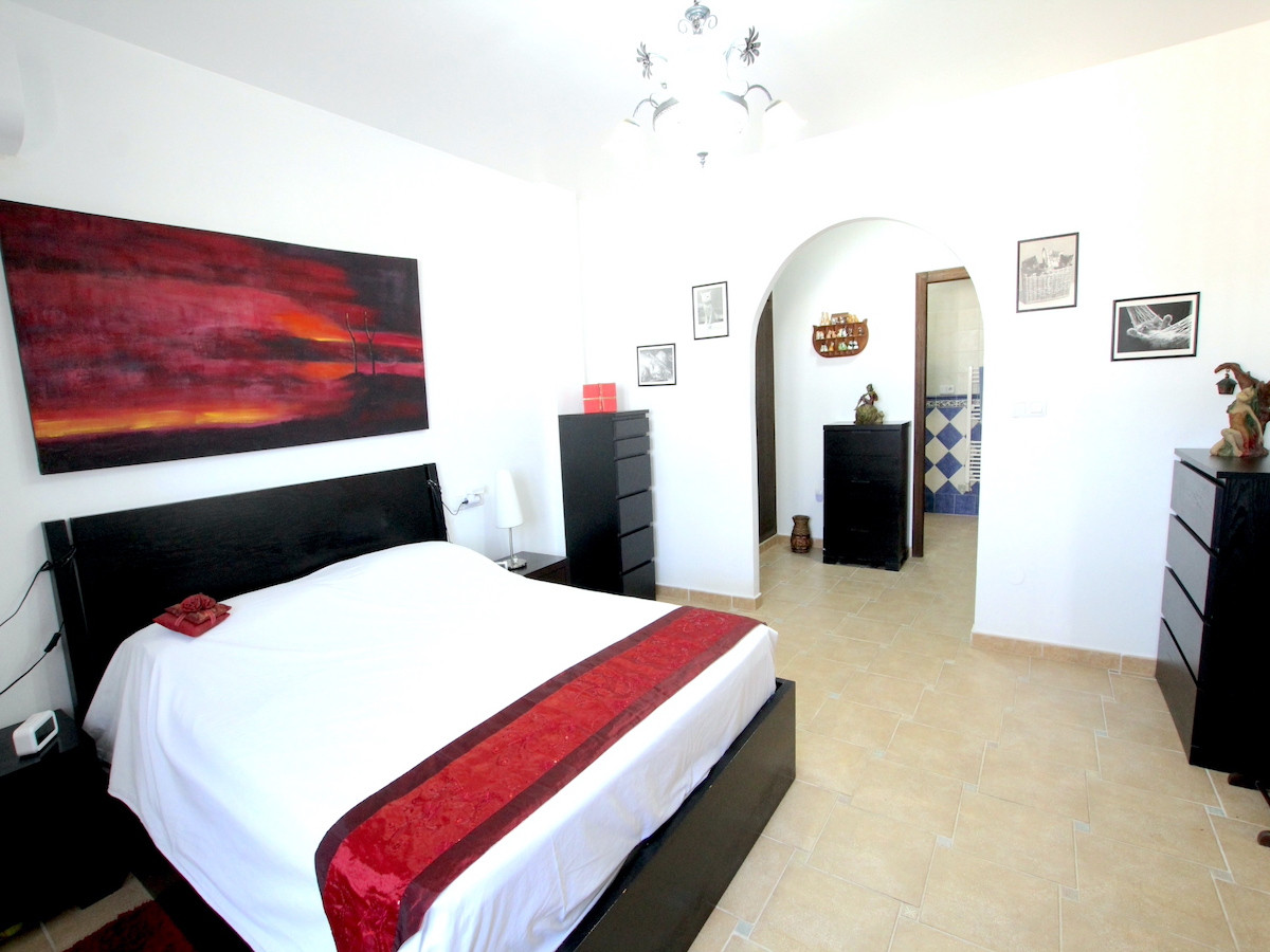 For sale - 3 Bedroom 2 Bathroom House - Detached Villa in Algorfa - Algorfa Centro  - Alicante