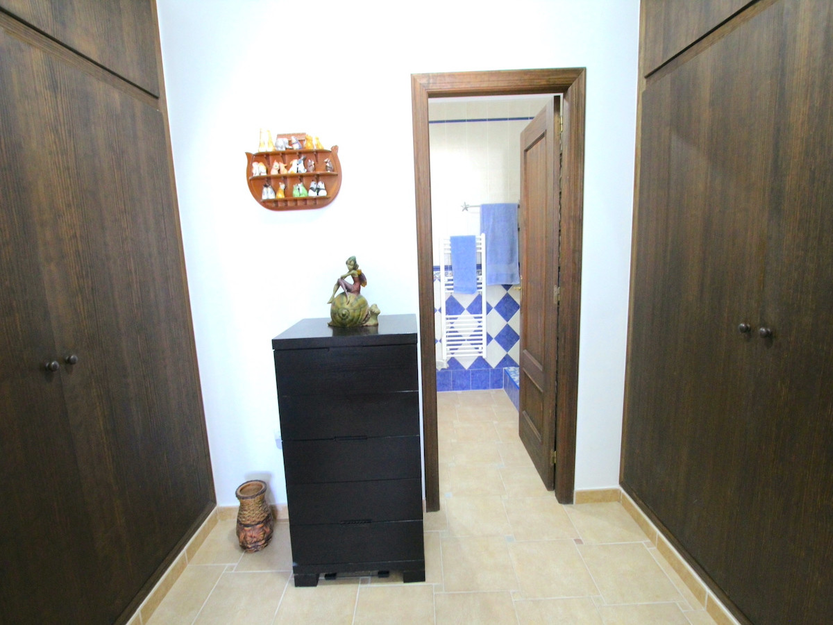 For sale - 3 Bedroom 2 Bathroom House - Detached Villa in Algorfa - Algorfa Centro  - Alicante