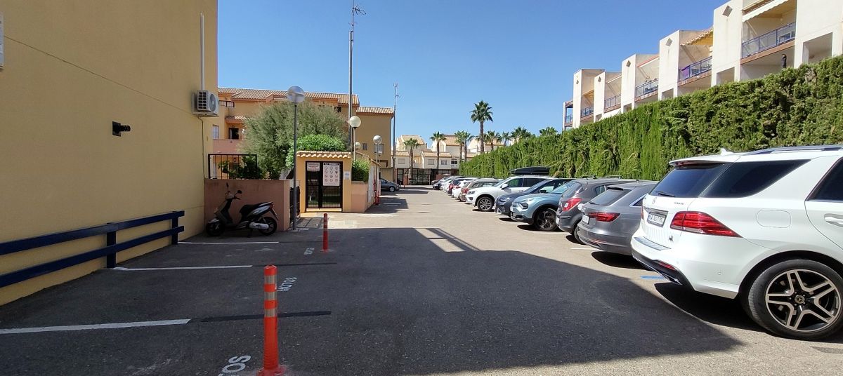 For sale - 3 Bedroom 2 Bathroom Townhouse in CABO ROIG - , CABO ROIG, Alicante, Spain - Alicante