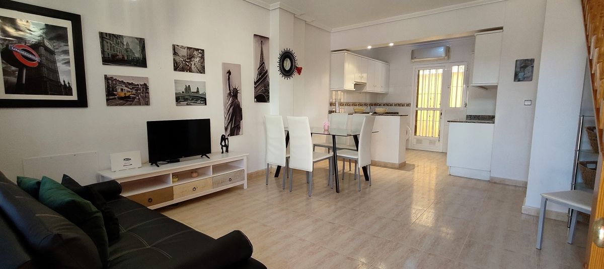 For sale - 3 Bedroom 2 Bathroom Townhouse in CABO ROIG - , CABO ROIG, Alicante, Spain - Alicante