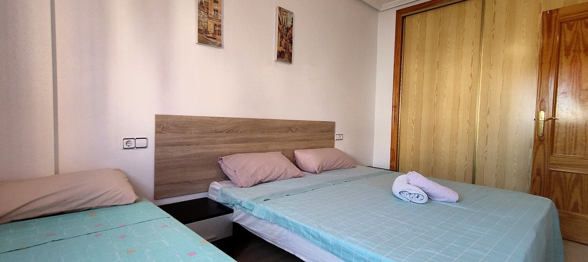 For sale - 3 Bedroom 2 Bathroom Townhouse in CABO ROIG - , CABO ROIG, Alicante, Spain - Alicante