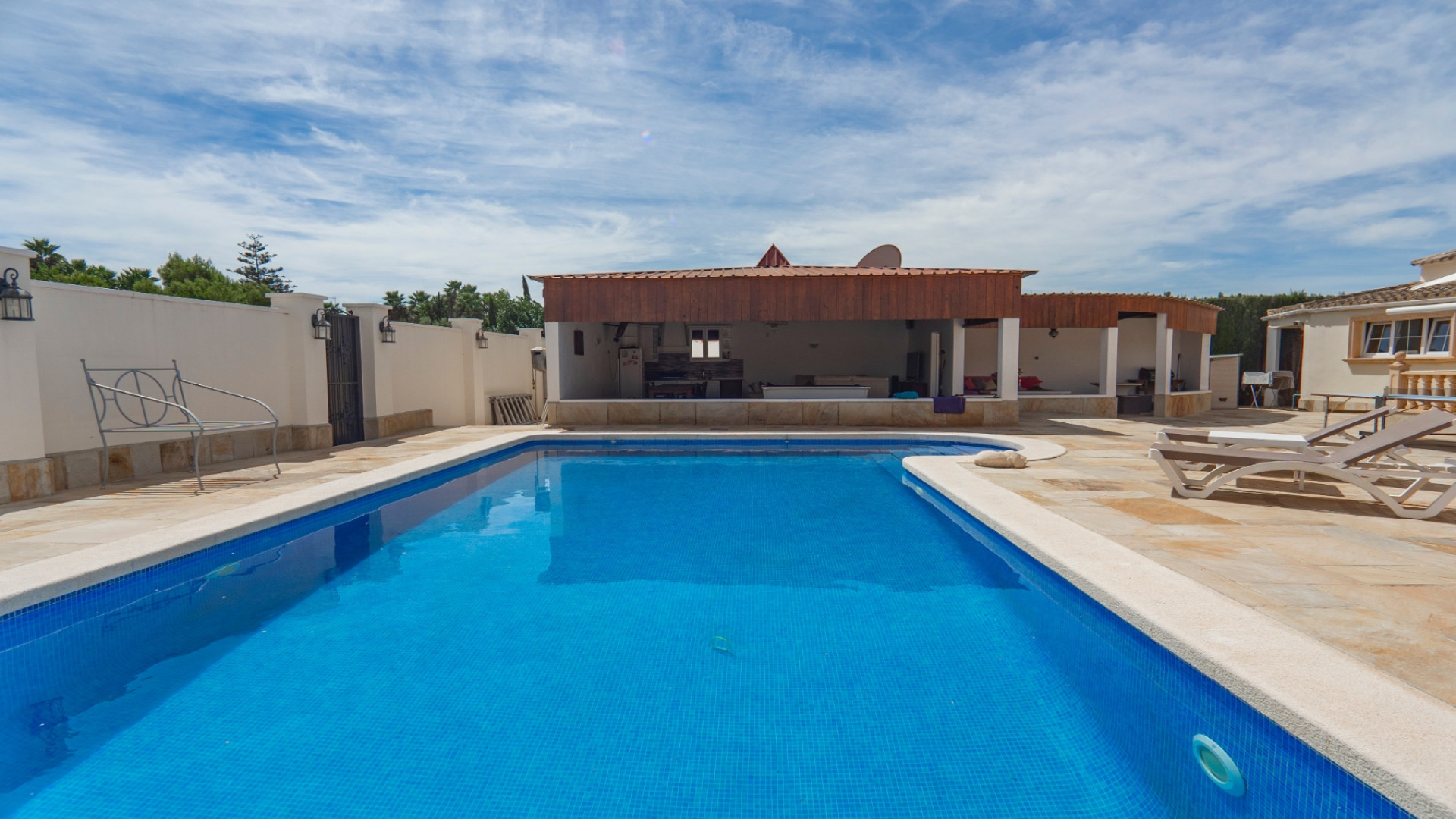 For sale - 6 Bedroom 3 Bathroom Country Property & Stables Las Heredades -   - Alicante