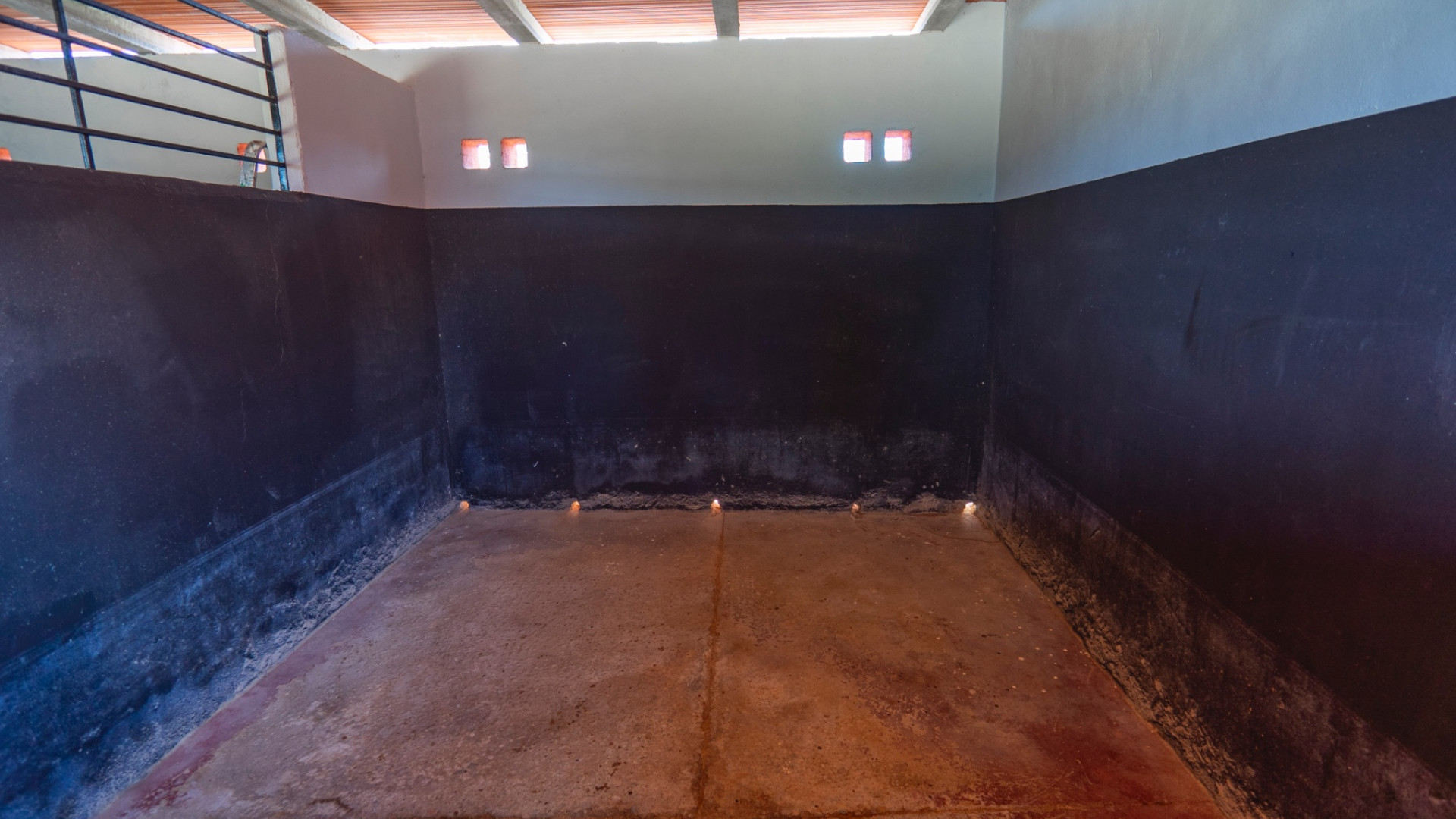 For sale - 6 Bedroom 3 Bathroom Country Property & Stables Las Heredades -   - Alicante