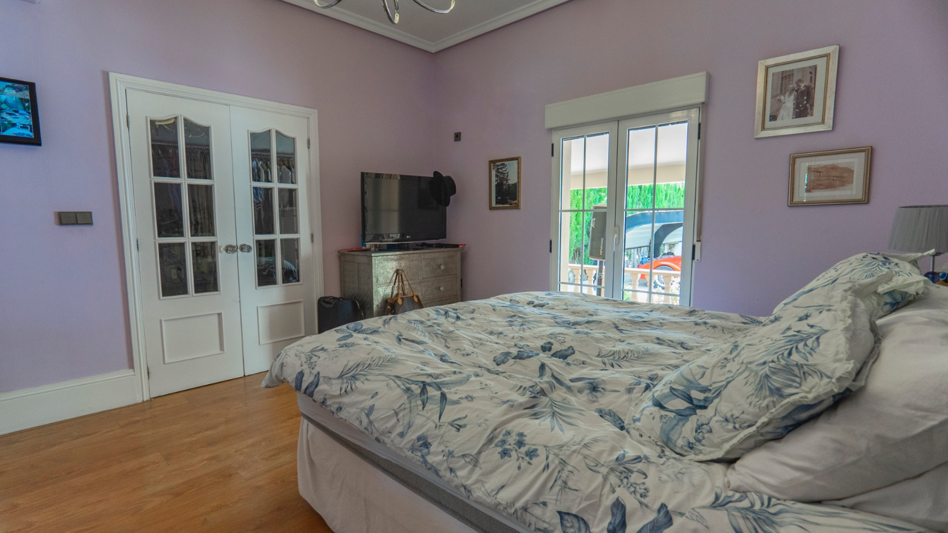 For sale - 6 Bedroom 3 Bathroom Country Property & Stables Las Heredades -   - Alicante