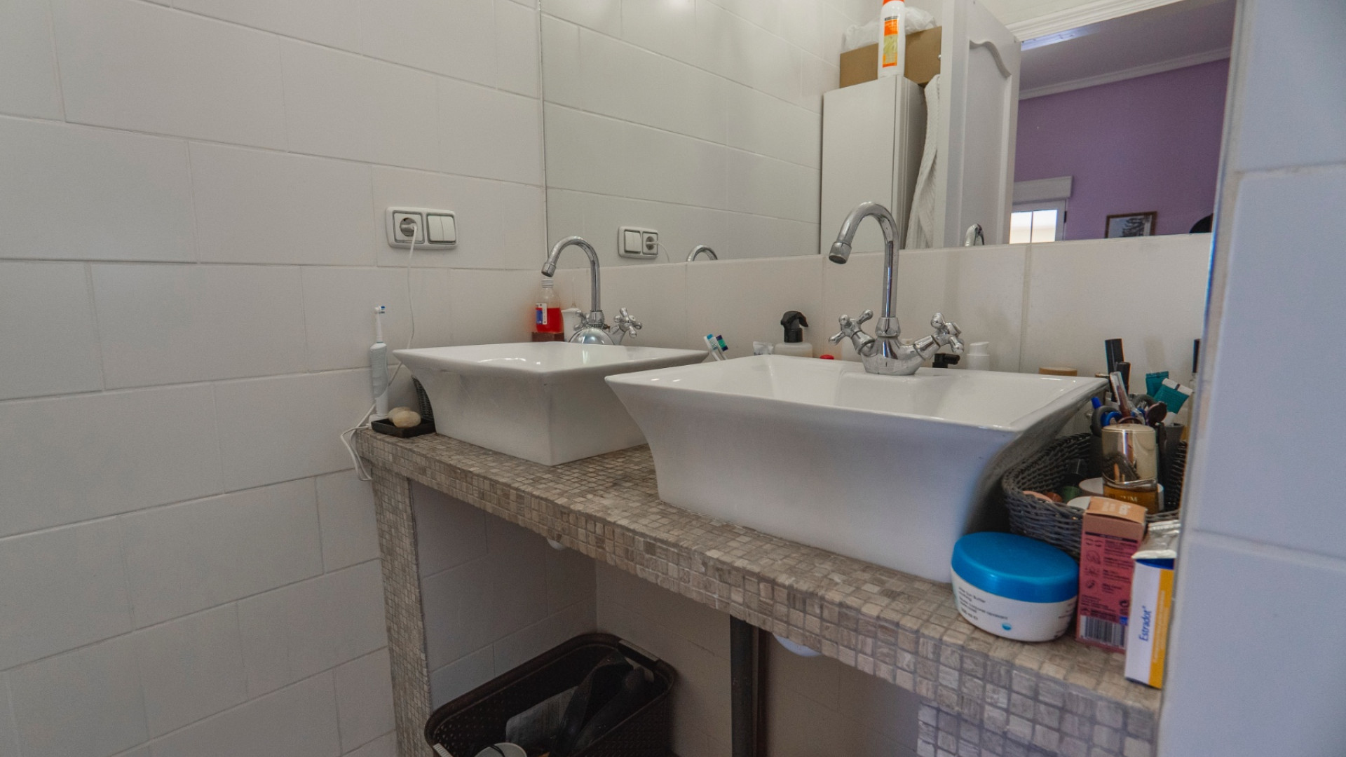 For sale - 6 Bedroom 3 Bathroom Country Property & Stables Las Heredades -   - Alicante