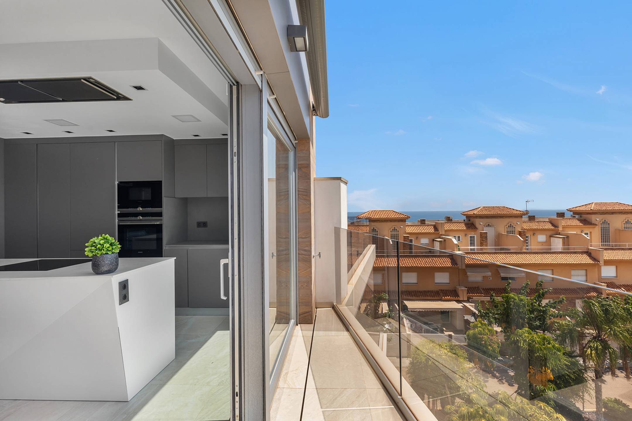 For sale - 3 Bedroom 2 Bathroom Luxury Penthouse Apartment in Cabo Roig - Aguamarina - Alicante