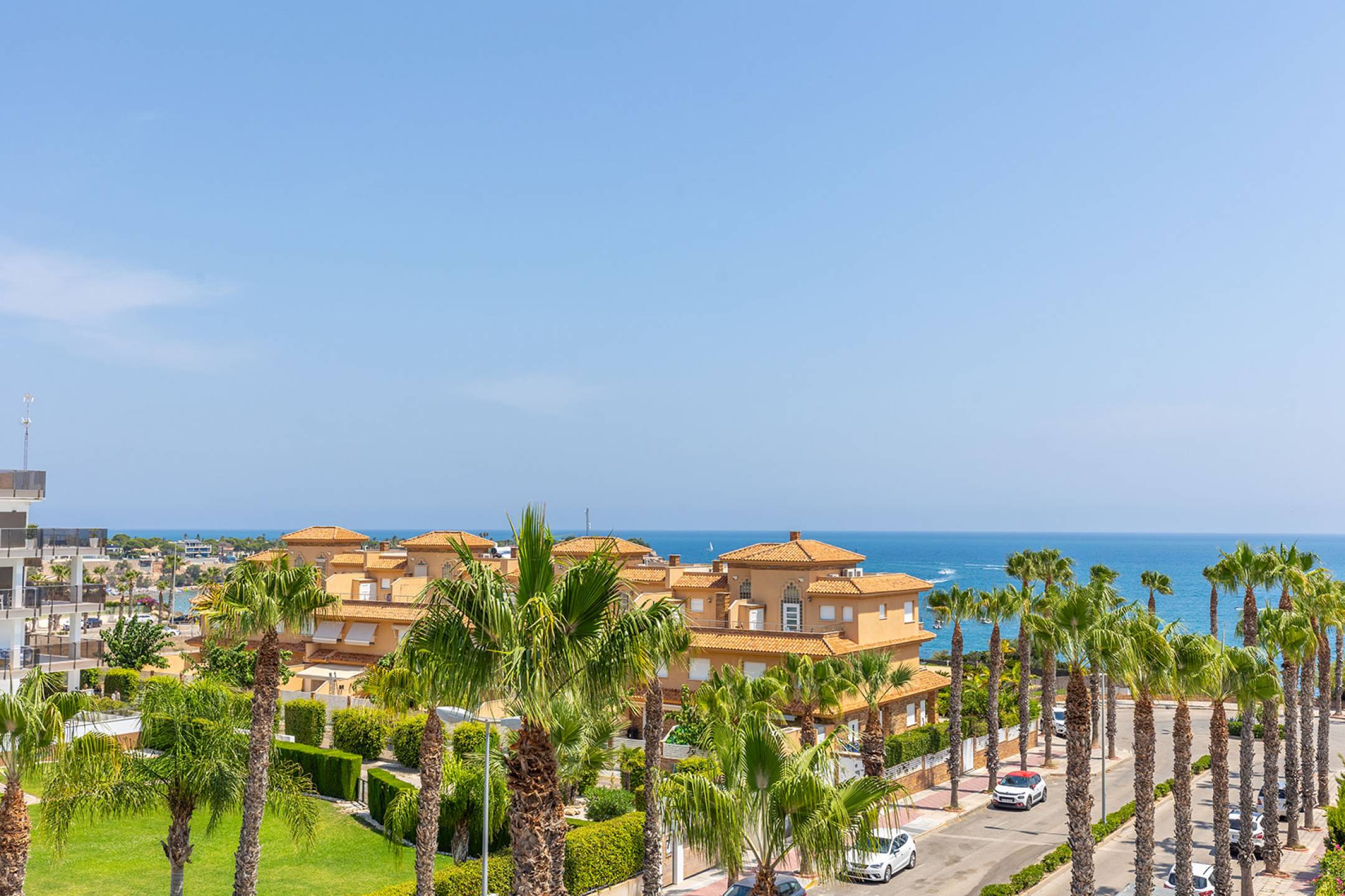 For sale - 3 Bedroom 2 Bathroom Luxury Penthouse Apartment in Cabo Roig - Aguamarina - Alicante
