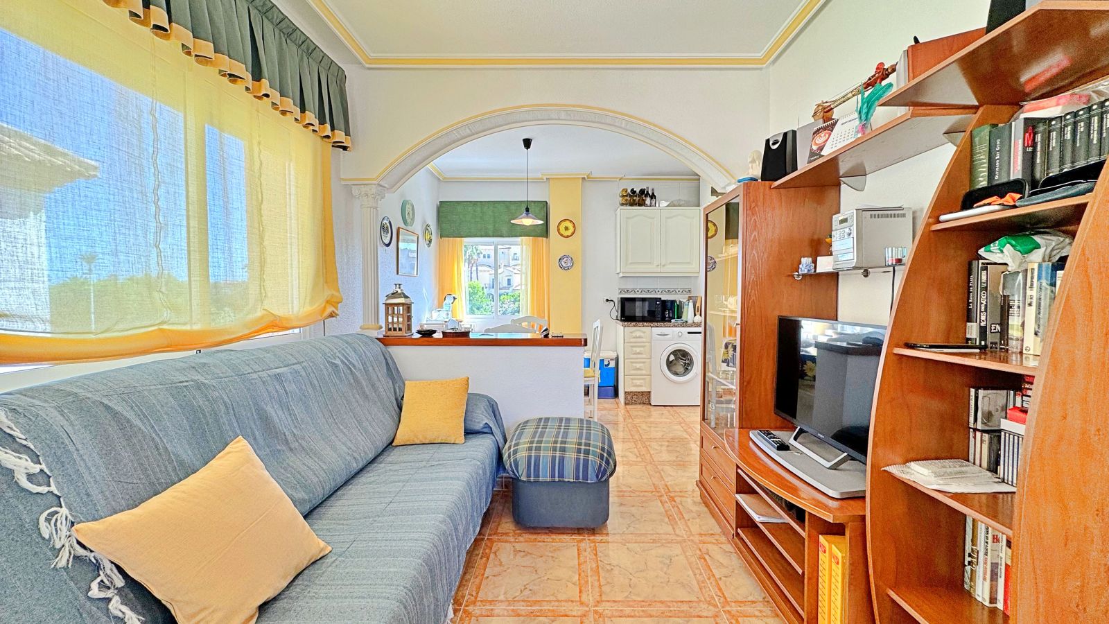 For sale - 2 Bedroom 1 Bathroom Apartment in La Zenia - La Zenia  - Alicante