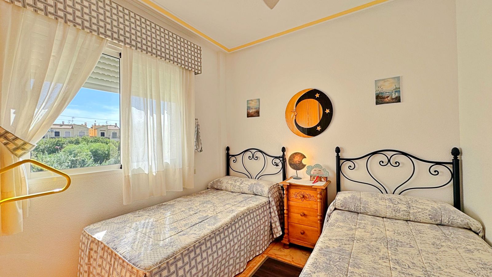 For sale - 2 Bedroom 1 Bathroom Apartment in La Zenia - La Zenia  - Alicante