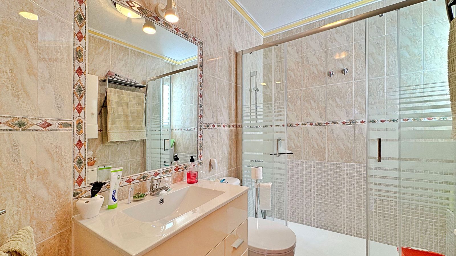 For sale - 2 Bedroom 1 Bathroom Apartment in La Zenia - La Zenia  - Alicante