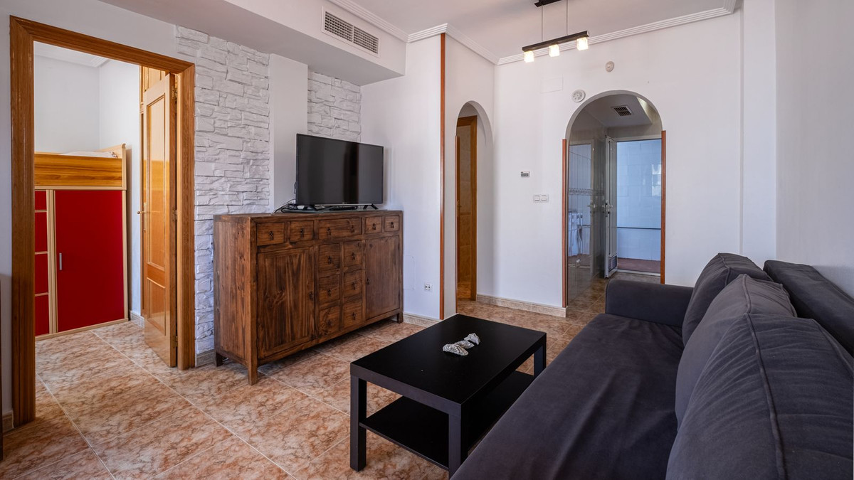 For sale - 2 Bedroom 2 Bathroom Apartment in Punta Prima - Punta Prima  - Alicante