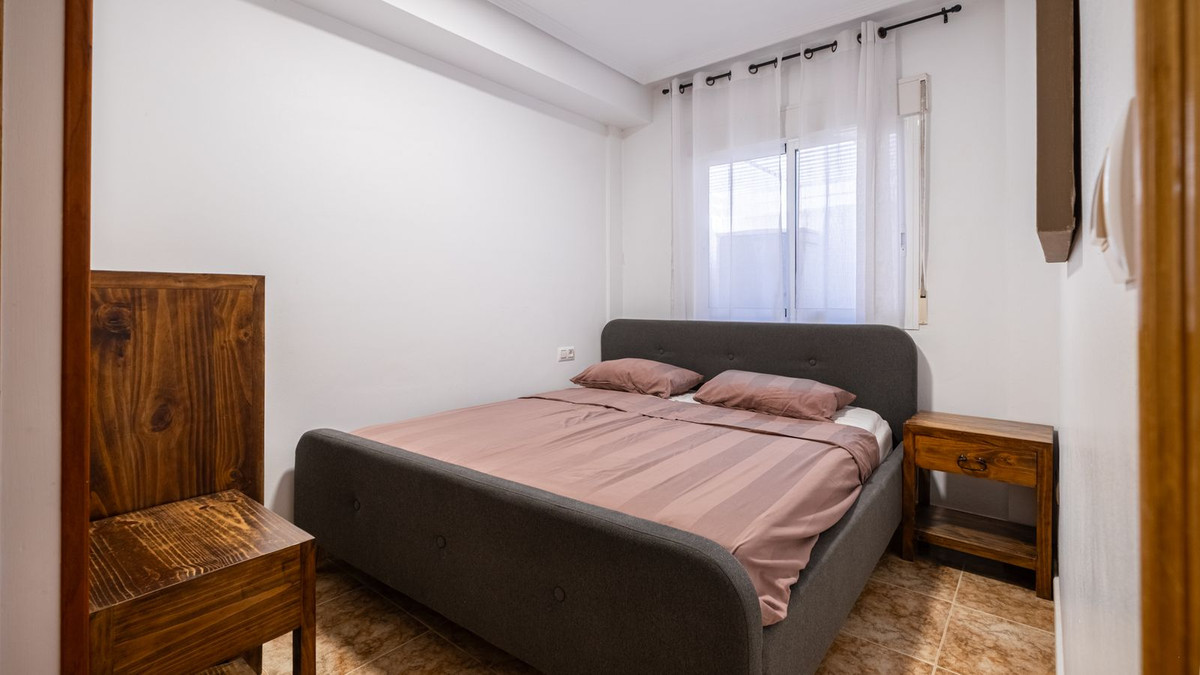 For sale - 2 Bedroom 2 Bathroom Apartment in Punta Prima - Punta Prima  - Alicante
