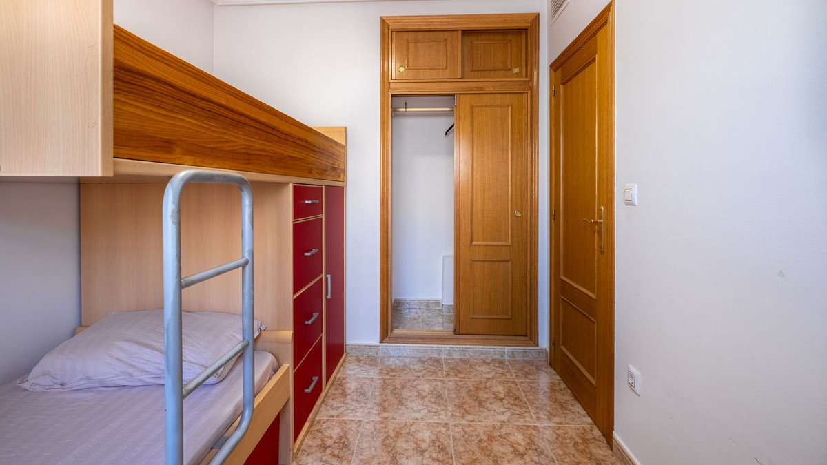 For sale - 2 Bedroom 2 Bathroom Apartment in Punta Prima - Punta Prima  - Alicante