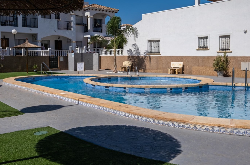2 Bedroom 2 Bathroom Apartment in Punta Prima 