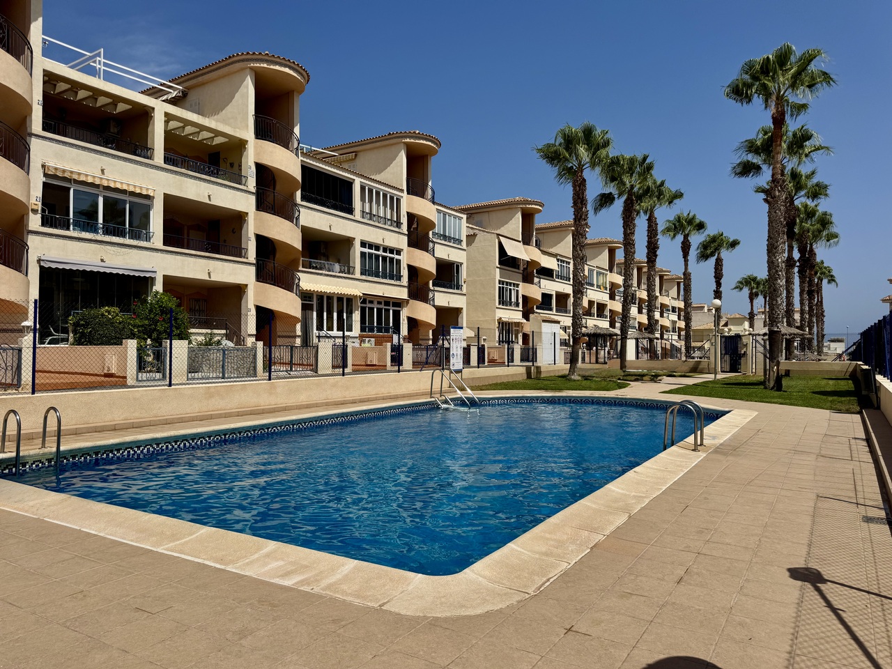 For sale - 2 Bedroom 1 Bathroom Apartment in Los Altos - , Los Altos, Alicante, Spain - Alicante