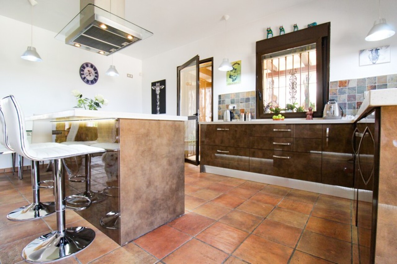 For sale - 4 Bedroom 2 Bathroom Villa in Bigastro - , Bigastro, Alicante, Spain - Alicante