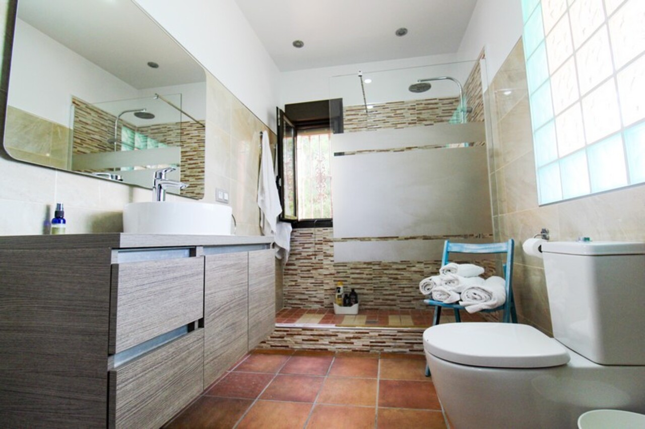 For sale - 4 Bedroom 2 Bathroom Villa in Bigastro - , Bigastro, Alicante, Spain - Alicante