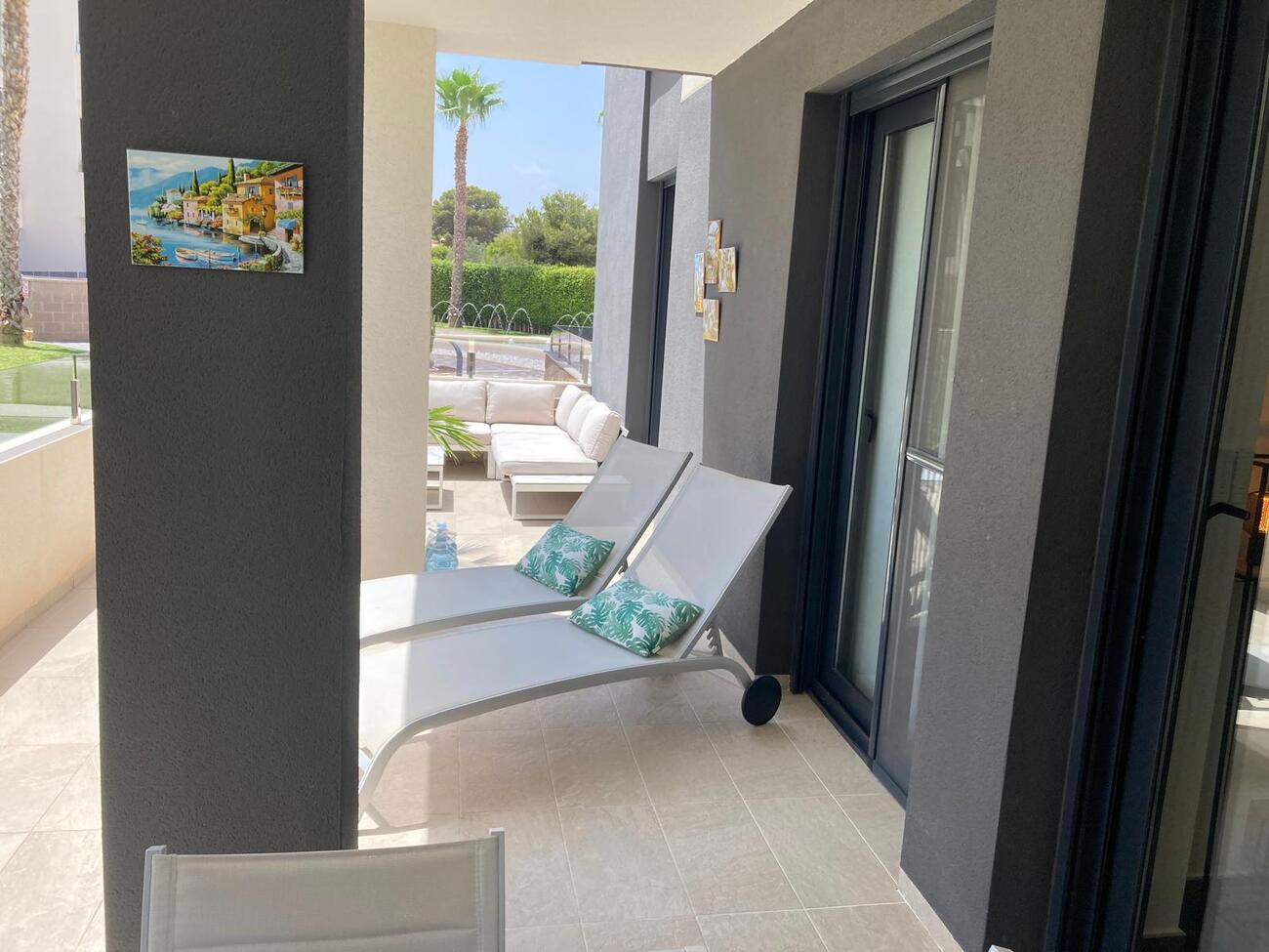 For sale - 2 Bedroom 2 Bathroom Apartment in Orihuela Costa - Costa Blanca  - Alicante