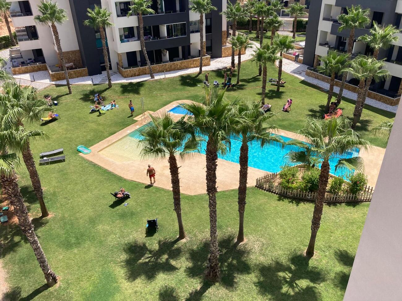 For sale - 2 Bedroom 2 Bathroom Apartment in Orihuela Costa - Costa Blanca  - Alicante