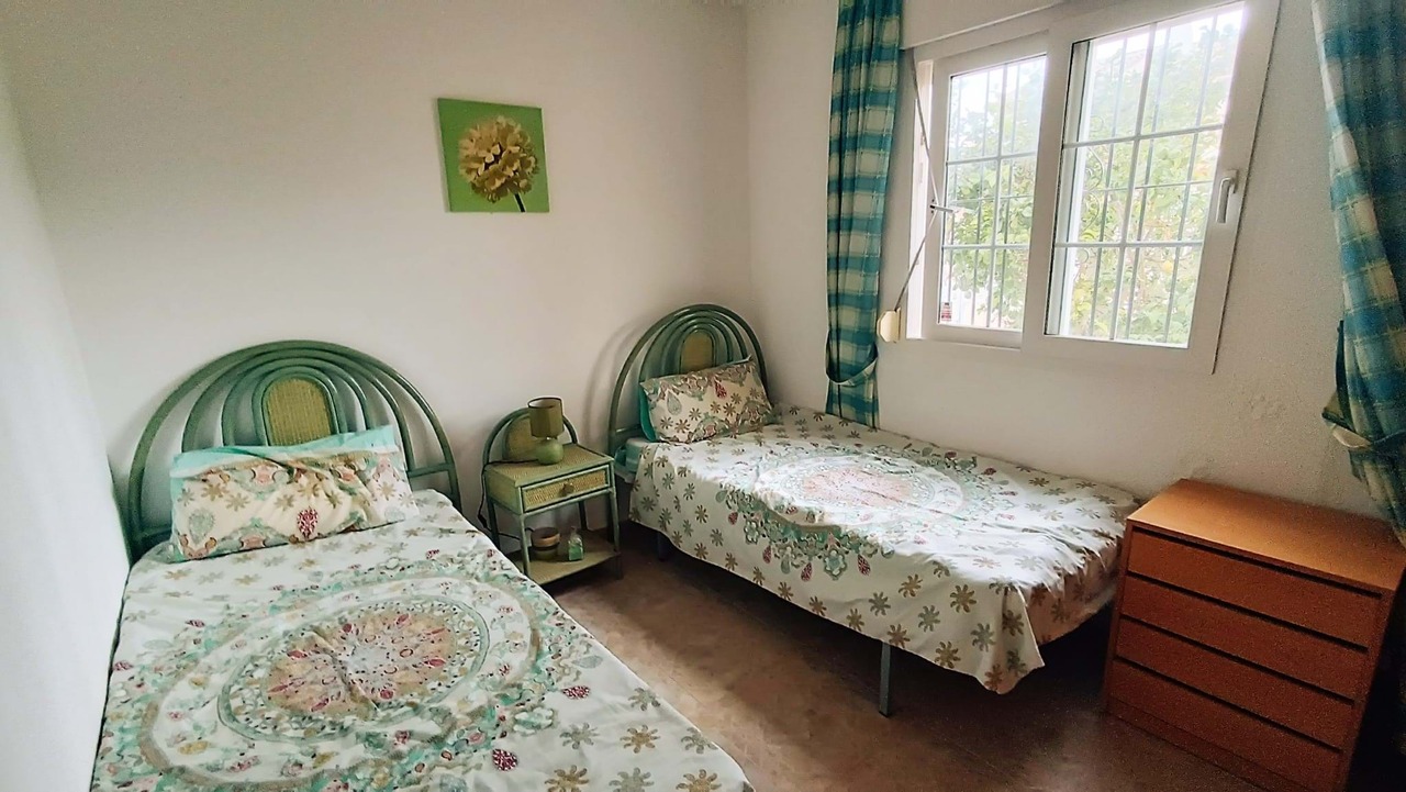 For sale - 3 Bedroom 2 Bathroom Quad House in Playa Flamenca - Costa Blanca  - Alicante