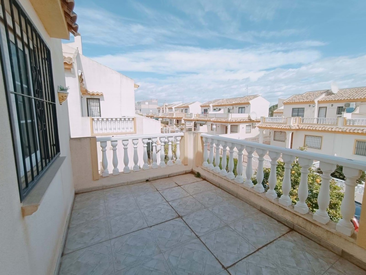 For sale - 3 Bedroom 2 Bathroom Quad House in Playa Flamenca - Costa Blanca  - Alicante