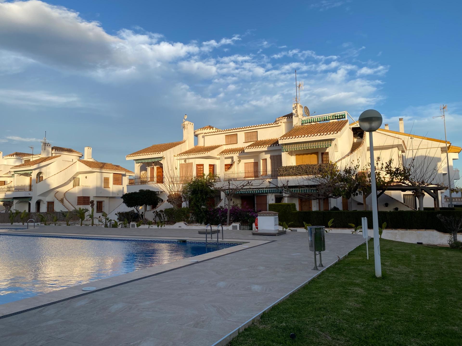 For sale - 2 Bedroom 1 Bathroom Apartment in Torre de La Horadada - Torre de la Horadada  - Alicante