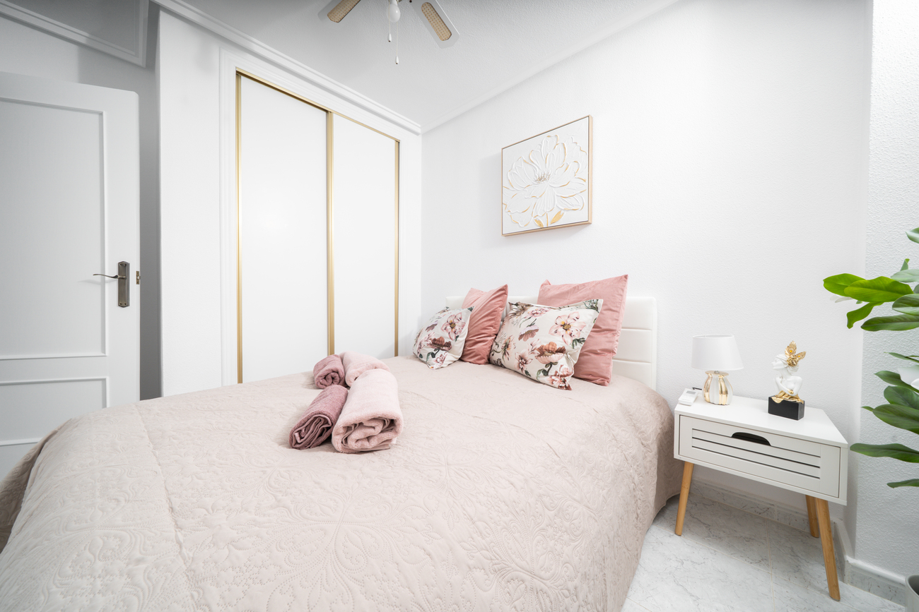 For sale - 4 Bedroom 2 Bathroom Town House in Playa Flamenca - Los Almendros - La Florida  - Alicante