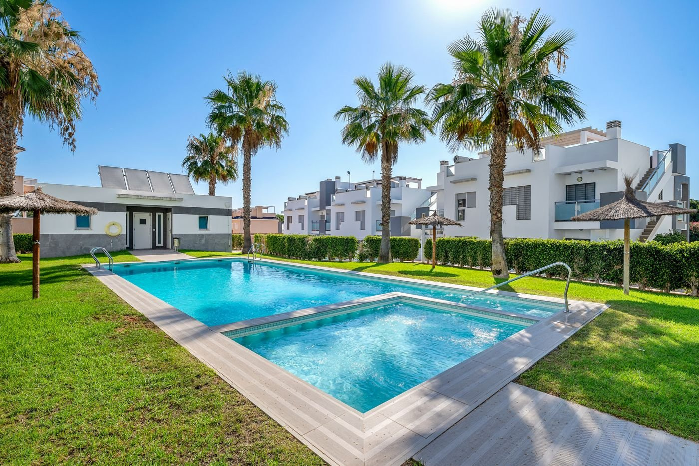 For sale - 2 Bedroom 2 Bathroom Penthouse in Punta Prima - Costa Blanca  - Alicante