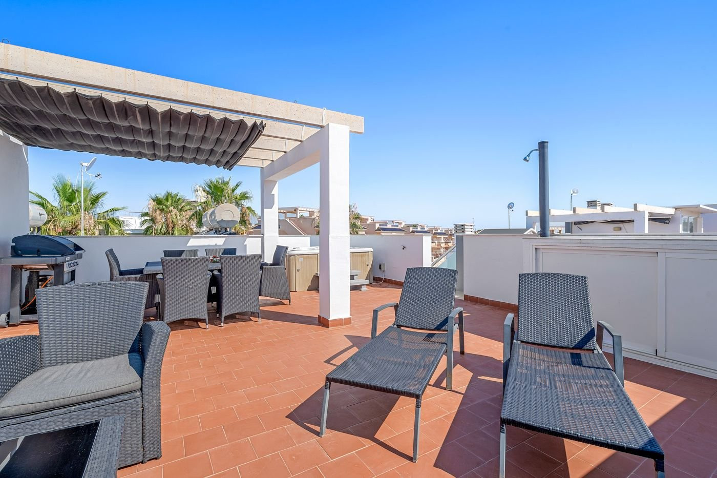 For sale - 2 Bedroom 2 Bathroom Penthouse in Punta Prima - Costa Blanca  - Alicante