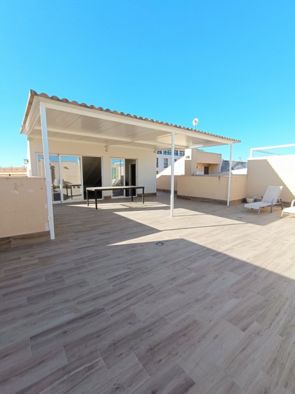 For sale - 4 Bedroom 3 Bathroom Villa in Los Alcazares - Costa Calida  - Murcia