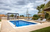 94-17-473-11-950/70508, 5 Bedroom 3 Bathroom Country House in Albatera