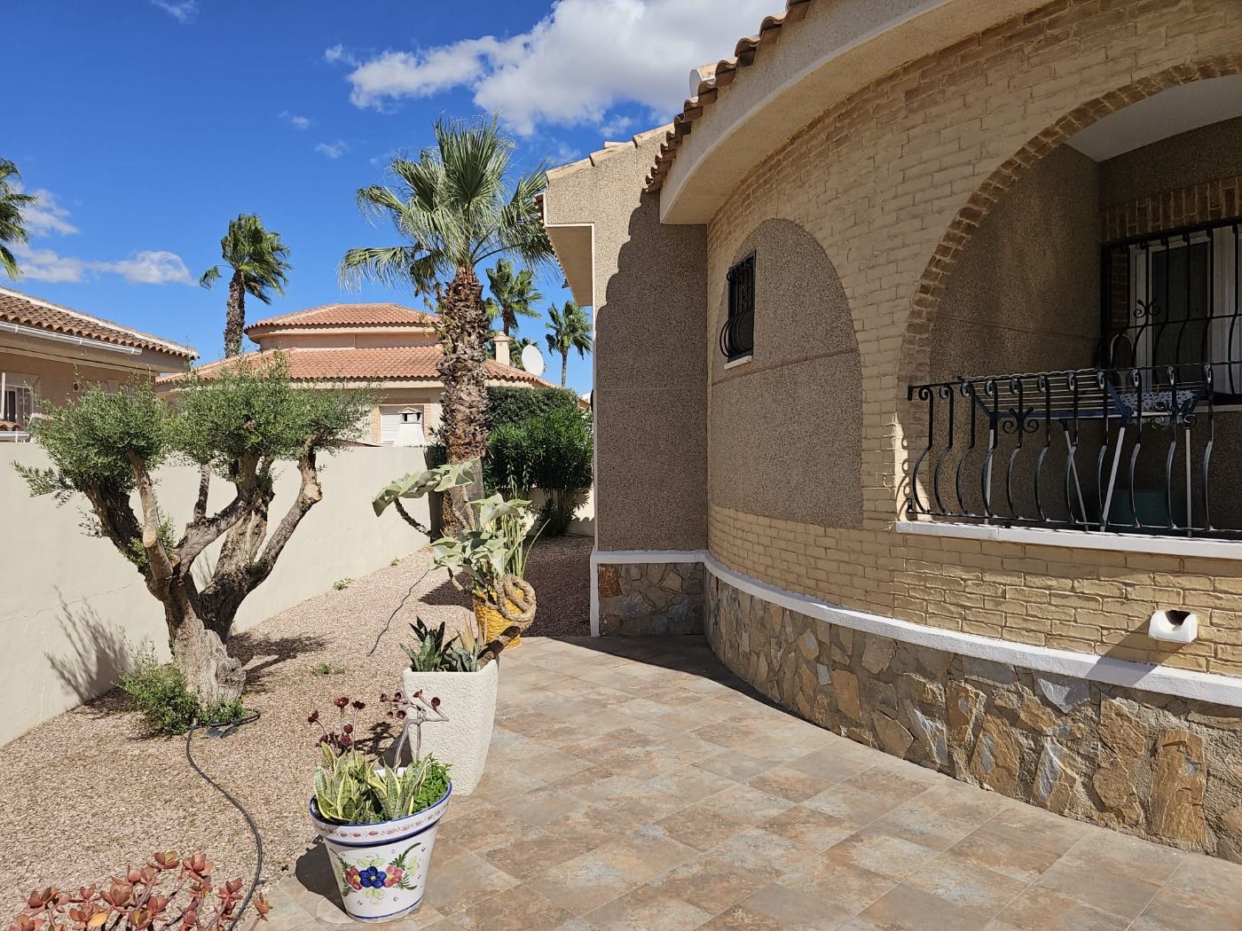 For sale - 3 Bedroom 3 Bathroom Villa in Benijofar - Urbanizacion Monteazul  - Alicante