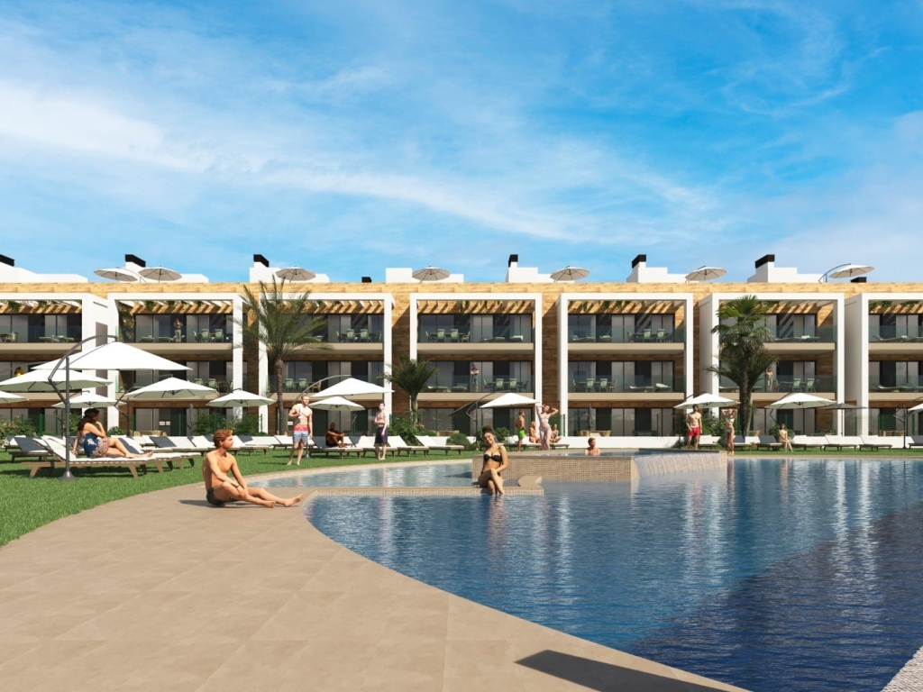 3 Bedroom 2 Bathroom Apartment in Los Alcazares