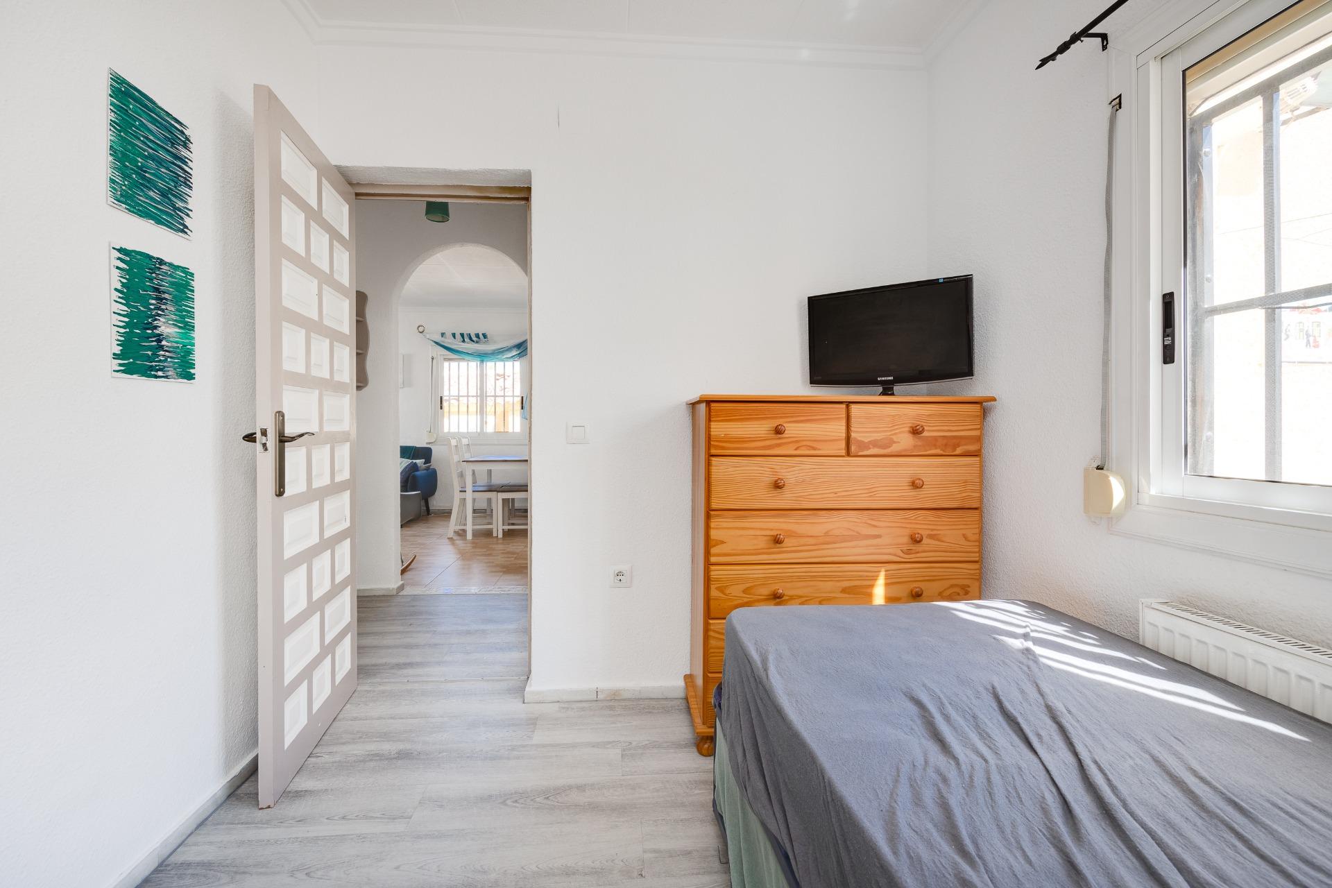 For sale - 3 Bedroom 2 Bathroom Villa in San Fulgencio - La Marina  - Alicante