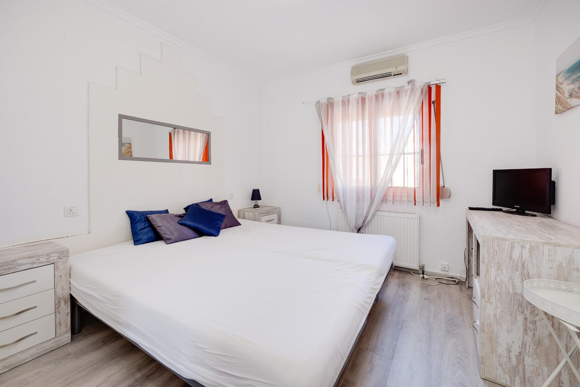 For sale - 3 Bedroom 2 Bathroom Villa in San Fulgencio - La Marina  - Alicante