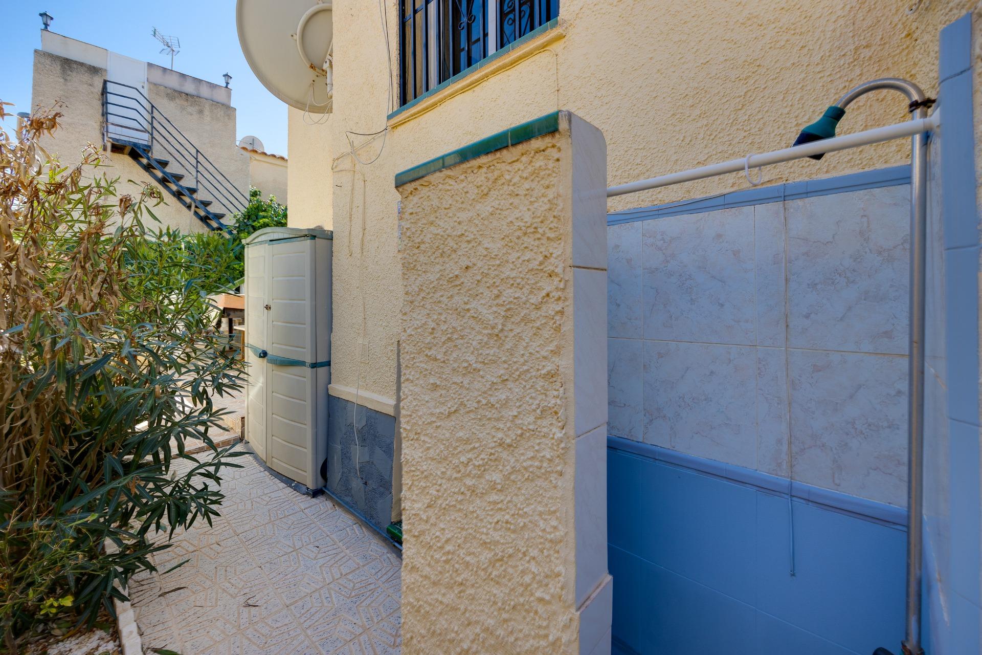 For sale - 3 Bedroom 2 Bathroom Villa in San Fulgencio - La Marina  - Alicante