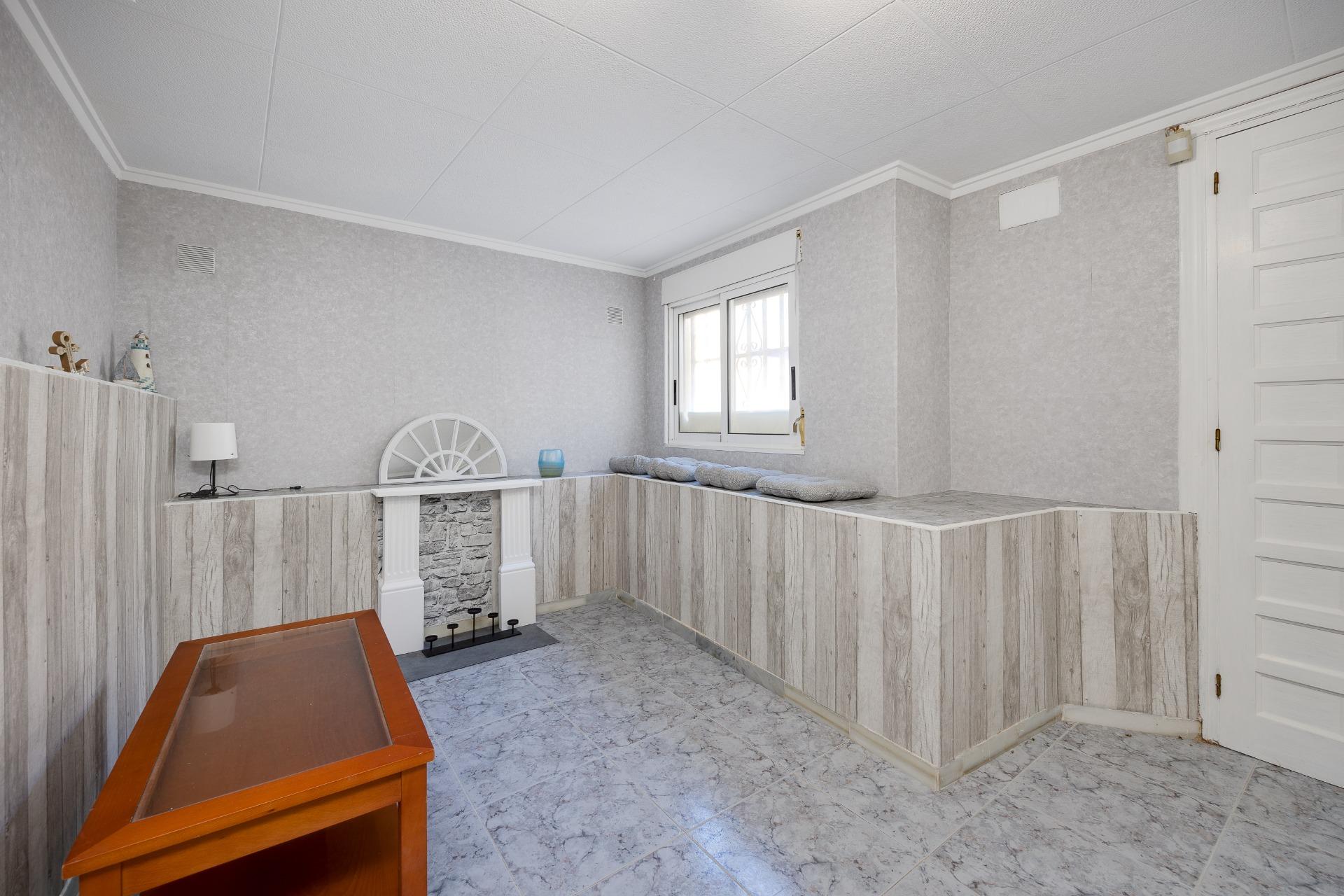 For sale - 3 Bedroom 2 Bathroom Villa in San Fulgencio - La Marina  - Alicante