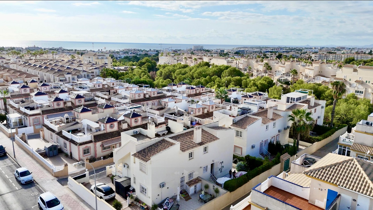 For sale - 2 Bedroom 1 Bathroom Apartment in Playa Flamenca - Costa Blanca  - Alicante