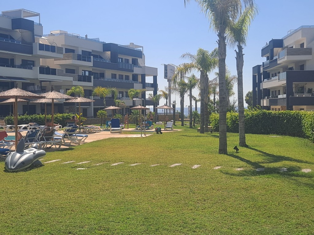For sale - 2 Bedroom 2 Bathroom Apartment in Playa Flamenca - Costa Blanca  - Alicante
