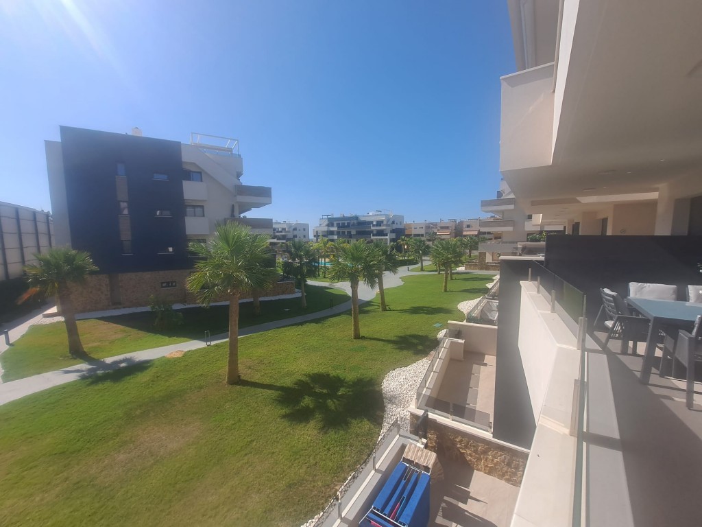 For sale - 2 Bedroom 2 Bathroom Apartment in Playa Flamenca - Costa Blanca  - Alicante