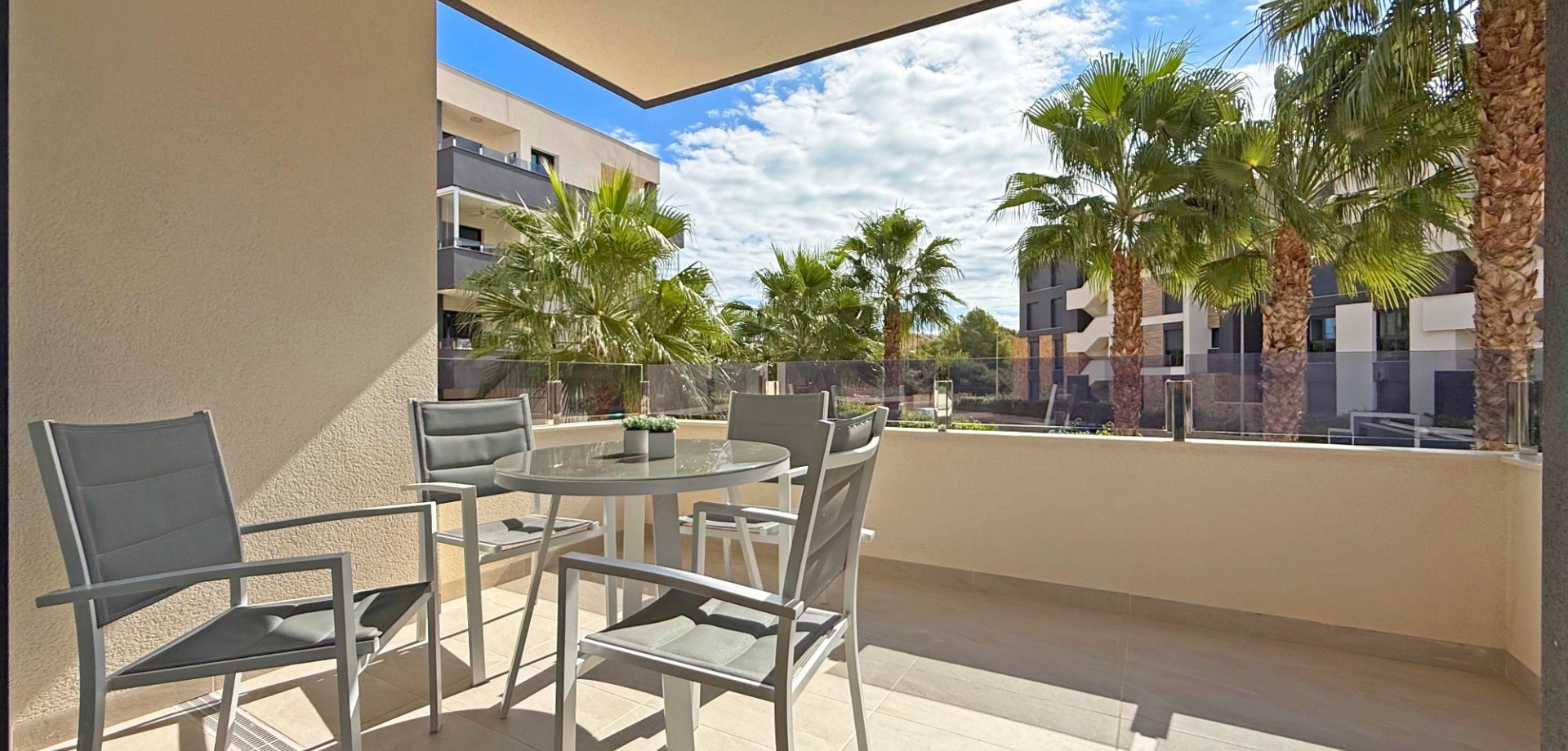 For sale - 2 Bedroom 2 Bathroom Apartment in Los Altos - Costa Blanca  - Alicante