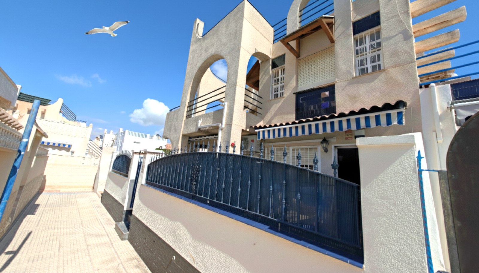 Sold - SOLD! 2 Bedroom 2 Bathroom Ground Floor Apartment in Torrevieja - Torrevieja Carrefour  - Alicante