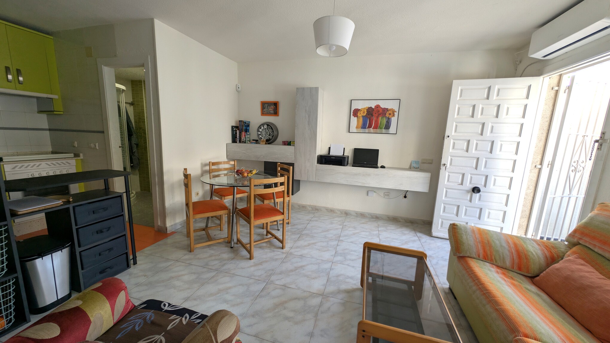 Sold - SOLD! 2 Bedroom 2 Bathroom Ground Floor Apartment in Torrevieja - Torrevieja Carrefour  - Alicante