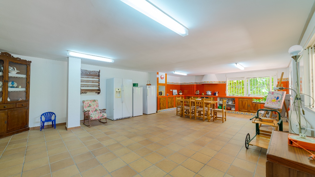 For sale - 7 Bedroom 4 Bathroom Villa in Campoamor - Campoamor  - Alicante