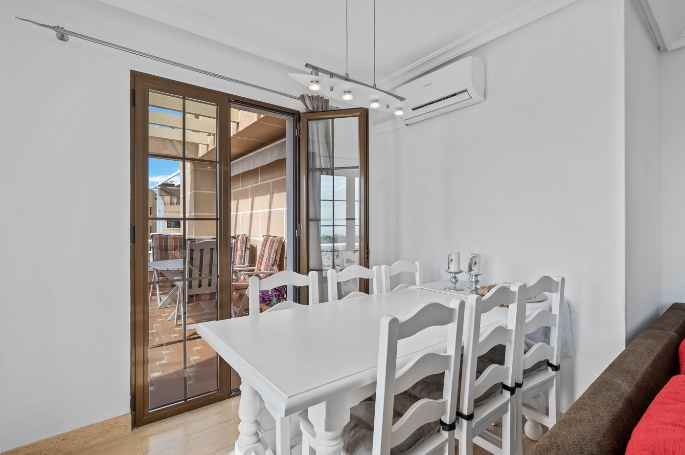 For sale - 3 Bedroom 2 Bathroom Apartment in Punta Prima - Punta Prima  - Alicante
