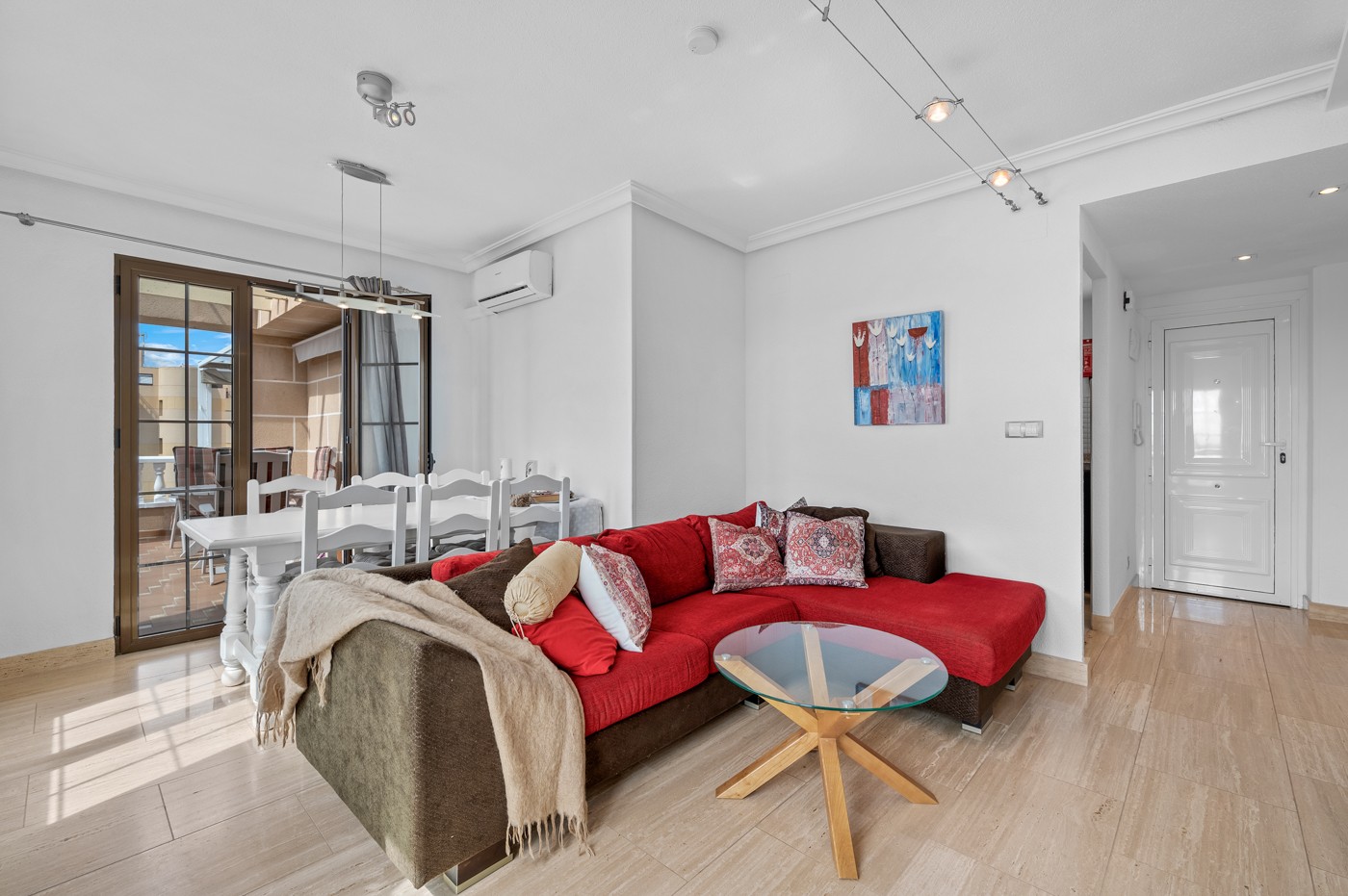 For sale - 3 Bedroom 2 Bathroom Apartment in Punta Prima - Punta Prima  - Alicante