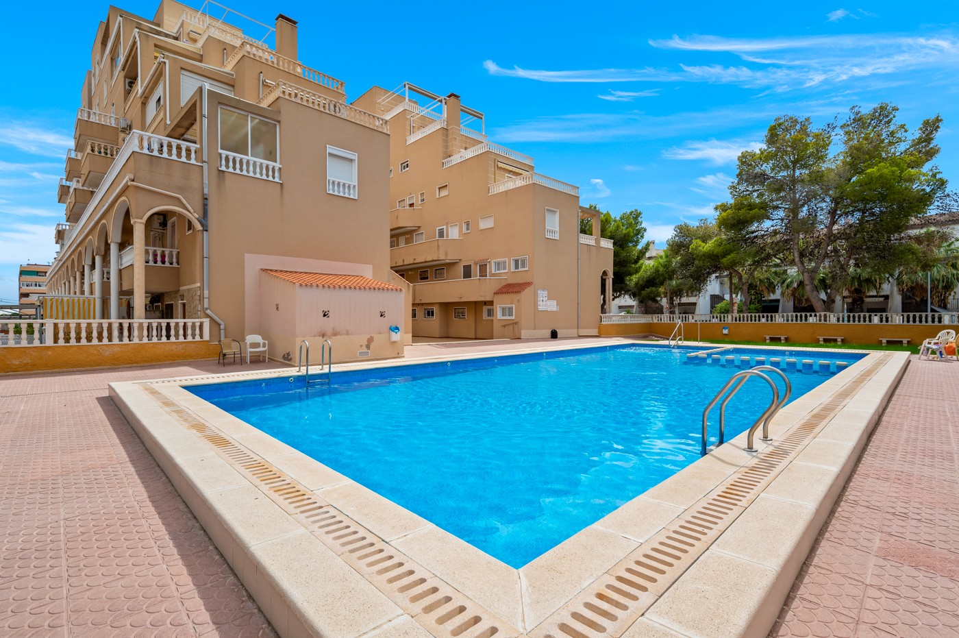 For sale - 3 Bedroom 2 Bathroom Apartment in Punta Prima - Punta Prima  - Alicante