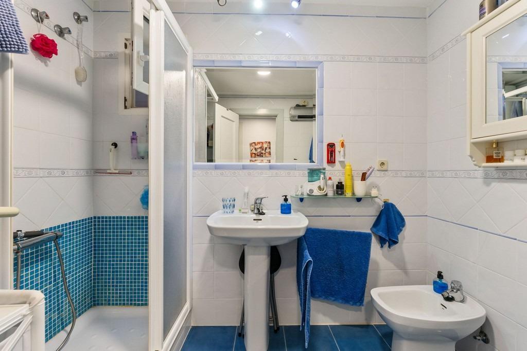 For sale - 3 Bedroom 1 Bathroom Apartment in Cabo Roig - Altos de campoamor  - Alicante