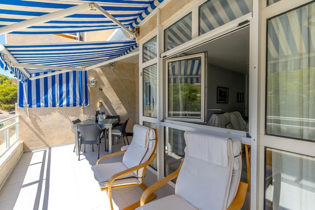 For sale - 3 Bedroom 1 Bathroom Apartment in Cabo Roig - Altos de campoamor  - Alicante